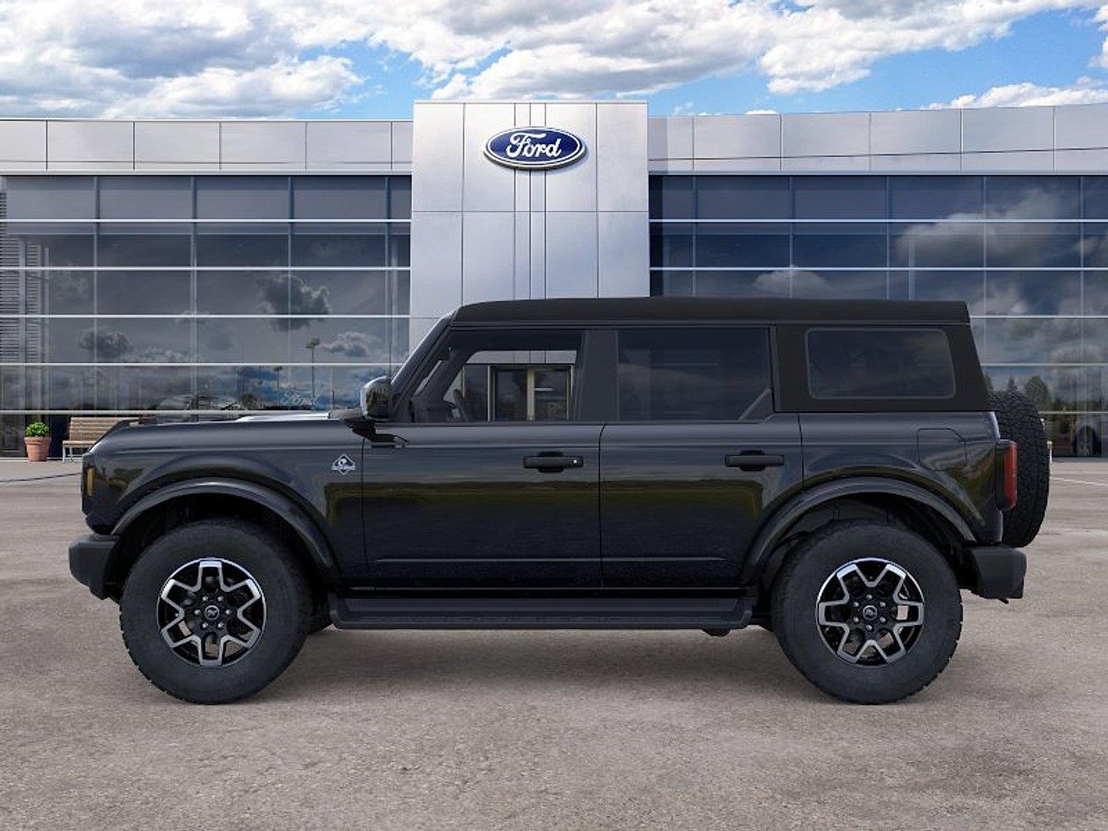New 2026 Ford Bronco Outer Banks AWD/4WD image 3