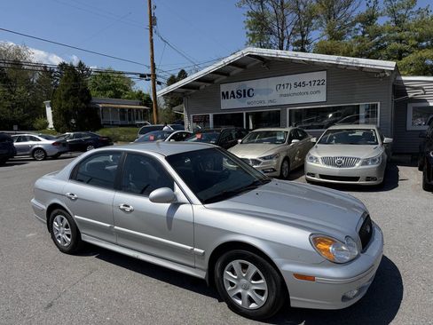 Used 2005 Hyundai Sonata GL FWD image 25