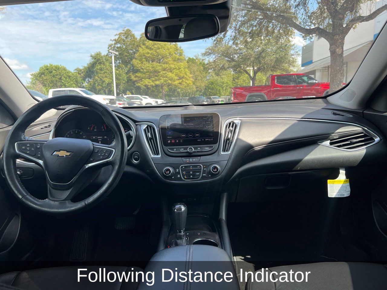Used 2020 Chevrolet Malibu LT w/ Leather Package FWD image 13