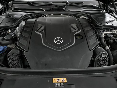 Used 2020 Mercedes-Benz Maybach S 560 4MATIC image 13