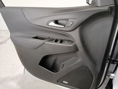 Used 2023 Chevrolet Equinox RS w/ RS Leather Package image 31