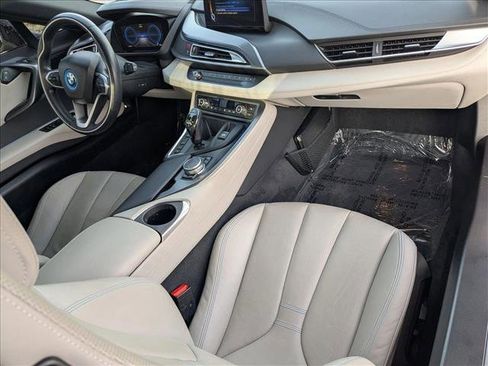 Used 2015 BMW i8 image 20
