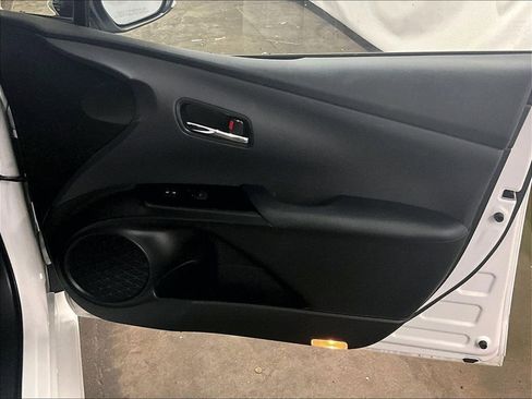 Certified 2022 Toyota Prius Prime XLE FWD image 12