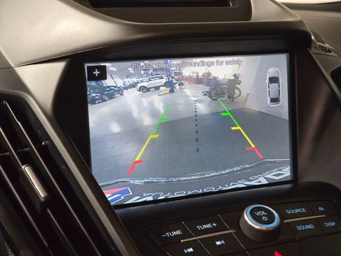 Used 2018 Ford Escape SEL image 35