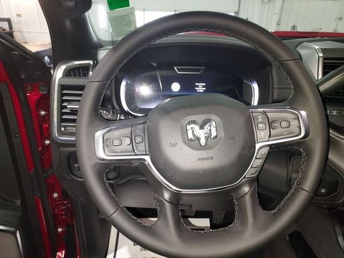 New 2026 RAM 2500 Laramie AWD/4WD image 21