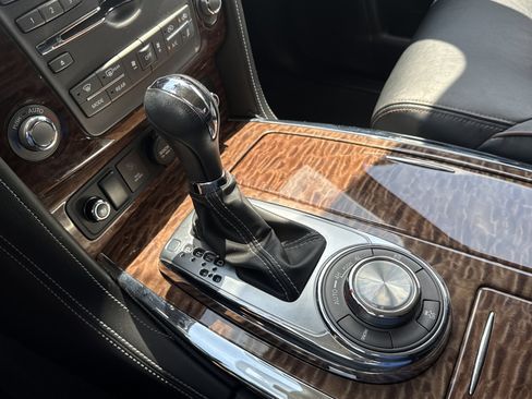 Used 2020 Nissan Armada Platinum w/ Captain's Chairs Package AWD/4WD image 22