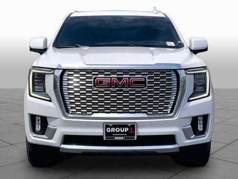Used 2021 GMC Yukon Denali w/ Advanced Technology Package RWD image 4