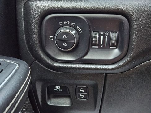 Used 2023 RAM 1500 Laramie AWD/4WD image 25