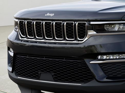 New 2025 Jeep Grand Cherokee Limited image 11