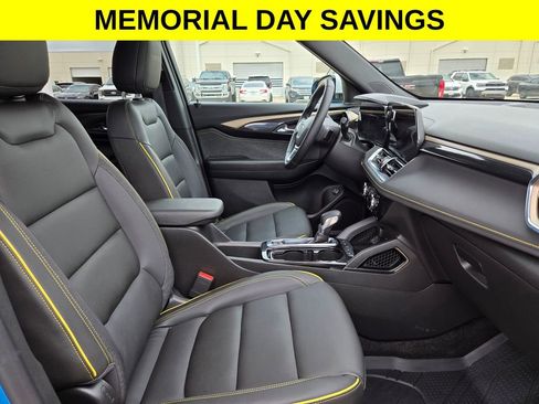 Used 2025 Chevrolet TrailBlazer ACTIV w/ Convenience Package FWD image 25