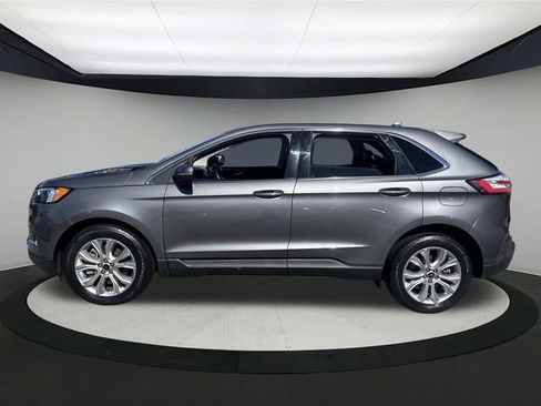 Used 2023 Ford Edge Titanium image 12