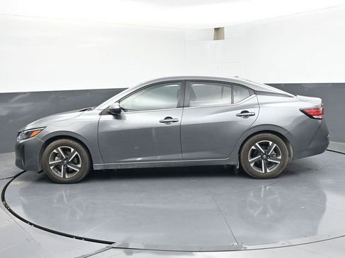 Used 2024 Nissan Sentra SV FWD image 4