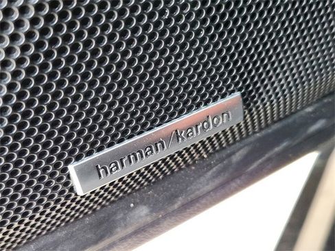 Certified 2022 Subaru Outback Touring XT w/ Popular Package #2 image 24