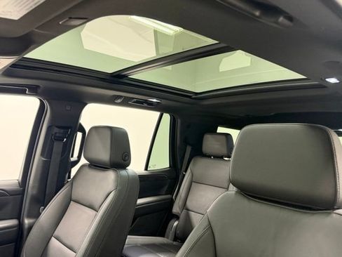 Certified 2024 Chevrolet Tahoe LT w/ LT Signature Package AWD/4WD image 18