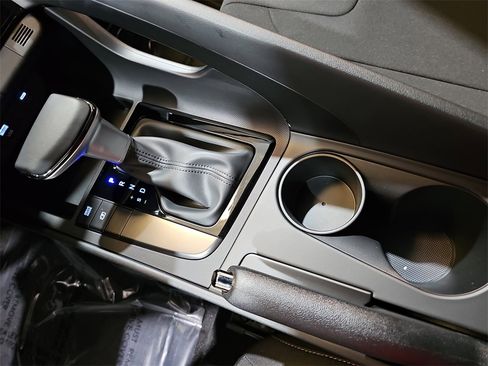 New 2025 Hyundai Elantra Sport image 23