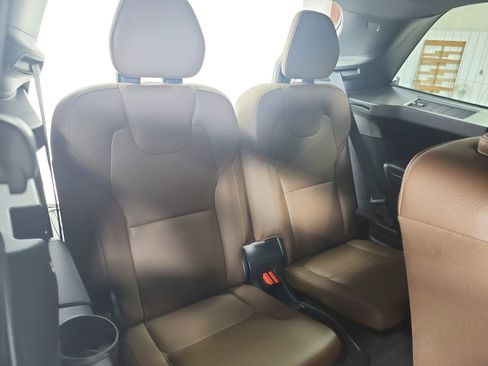Used 2024 Volvo XC90 B5 Plus w/ Protection Package Premier image 47