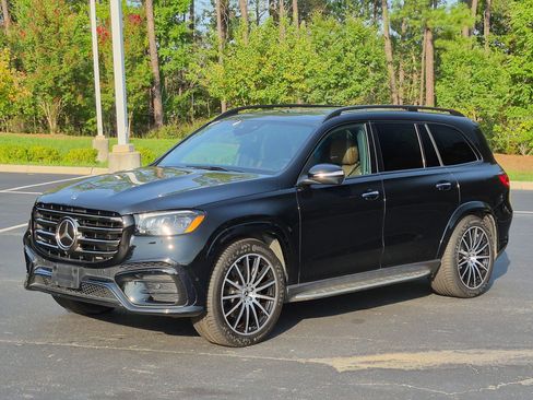 Certified 2024 Mercedes-Benz GLS 450 4MATIC image 5