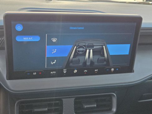 Used 2025 Ford Maverick XL FWD image 9