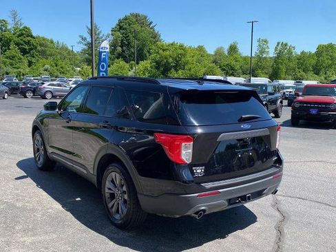 Certified 2023 Ford Explorer XLT w/ Equipment Group 202A AWD/4WD image 5