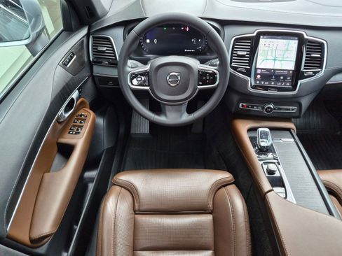 Used 2023 Volvo XC90 B6 Ultimate w/ Protection Package Premier AWD/4WD image 15