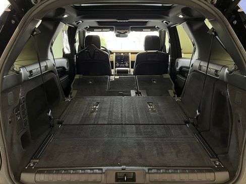 Used 2023 Land Rover Discovery S R-Dynamic AWD/4WD image 33