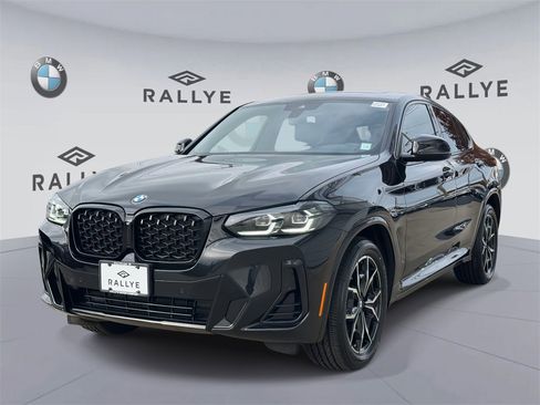 Certified 2023 BMW X4 xDrive30i w/ M Sport Package image 3