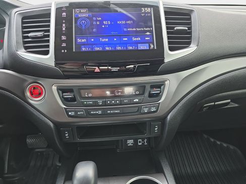 Certified 2019 Honda Ridgeline RTL-T image 21