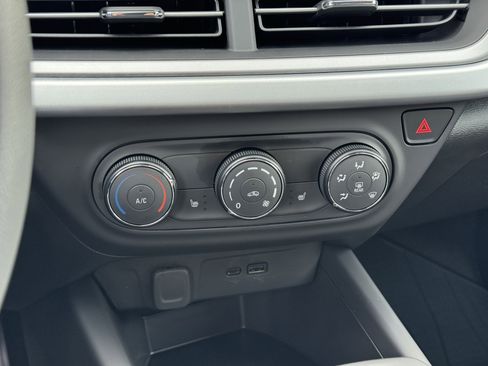 New 2026 Chevrolet Trax LS w/ LS Convenience Package image 22