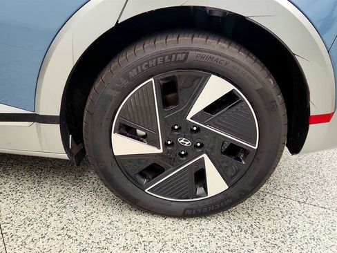 Used 2025 Hyundai Ioniq 5 Limited RWD image 9
