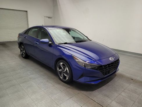 Used 2023 Hyundai Elantra SEL w/ Convenience Package FWD image 13