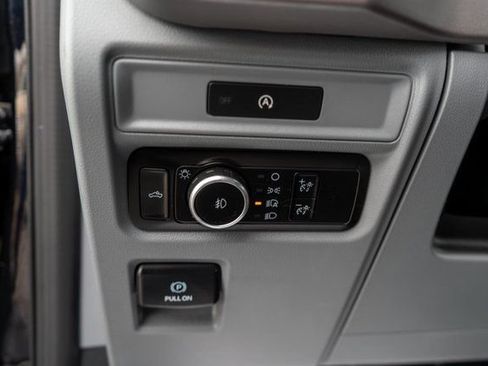 Used 2025 Ford F150 XLT w/ Equipment Group 301A Standard AWD/4WD image 18