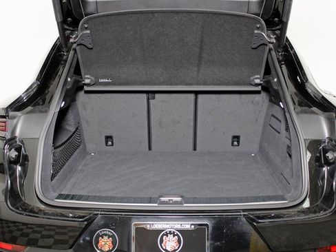 Used 2024 Porsche Cayenne S image 13