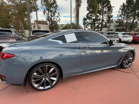 Used 2022 INFINITI Q60 Red Sport 400 w/ Carbon Fiber Package image 8
