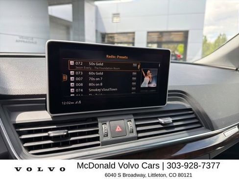 Used 2020 Audi Q5 2.0T Premium Plus w/ Premium Plus Package AWD/4WD image 6