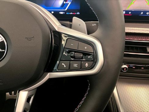Used 2026 BMW M440i Convertible w/ Premium Package RWD image 21