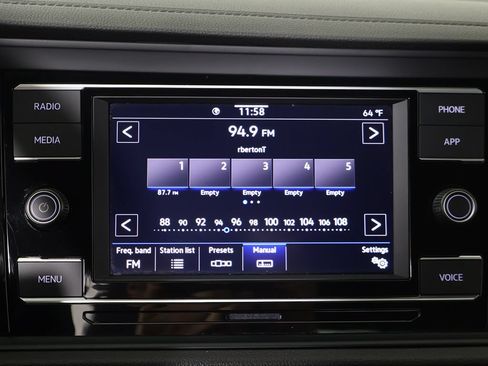 Used 2024 Volkswagen Jetta Sport FWD image 41