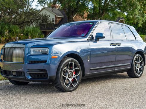 Used 2023 Rolls-Royce Cullinan Black Badge w/ Leather Finishing Pack image 14