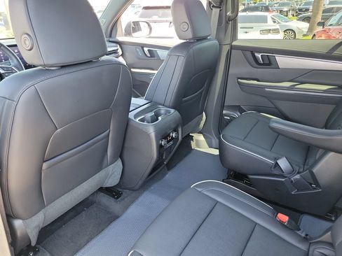 Used 2026 Buick Enclave Preferred w/ Power Package FWD image 16