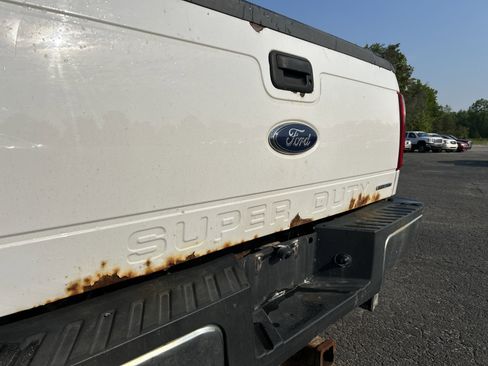 Used 2015 Ford F350 XLT image 39