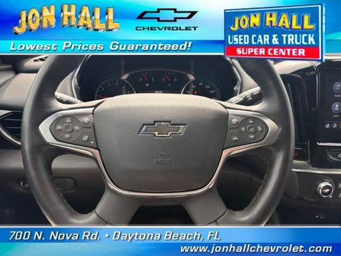 Used 2023 Chevrolet Traverse RS AWD/4WD image 29