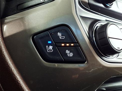 Used 2017 Chevrolet Silverado 1500 High Country image 15