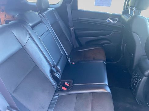 Used 2022 Jeep Grand Cherokee Laredo X AWD/4WD image 14