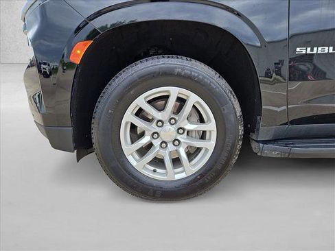 Used 2024 Chevrolet Suburban LT AWD/4WD image 25