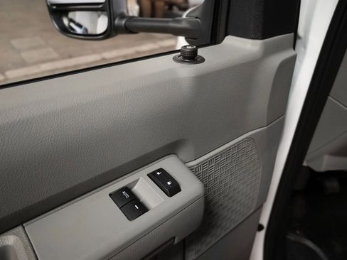 New 2026 Ford E-350 and Econoline 350 Super Duty w/ Power Equipment Group image 9