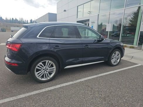 Used 2019 Audi Q5 2.0T Premium Plus w/ Premium Plus Package image 4