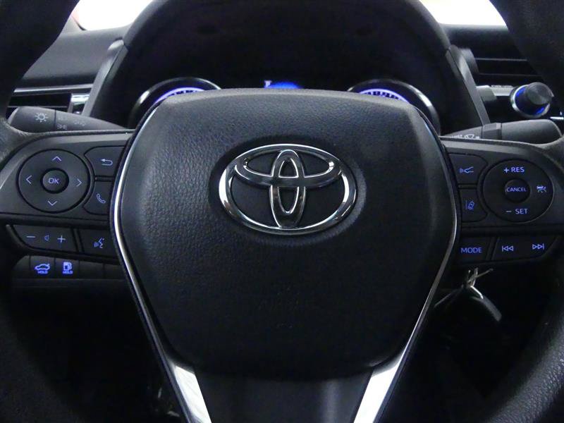 Used 2019 Toyota Camry LE FWD image 16