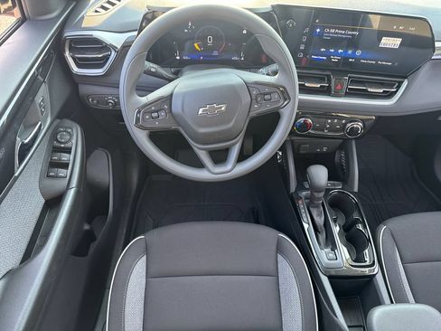 Used 2026 Chevrolet TrailBlazer LT w/ Midnight Edition FWD image 14