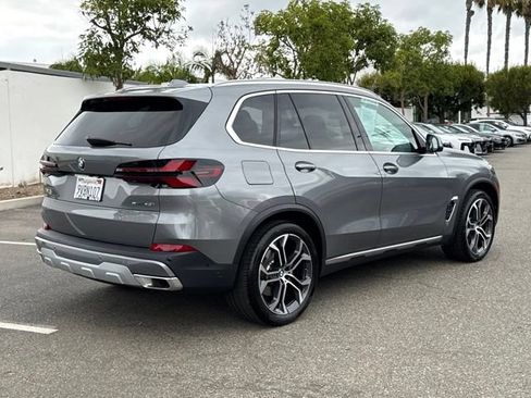 Used 2026 BMW X5 sDrive40i w/ Premium Package RWD image 8