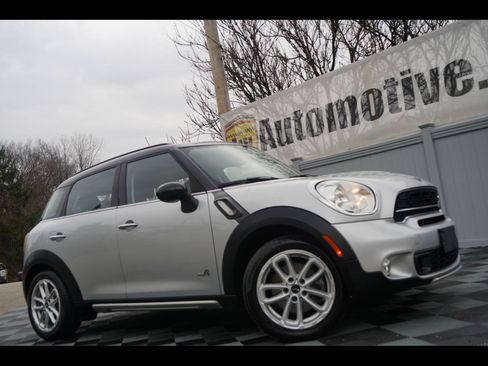 Used 2016 MINI Cooper Countryman S image 1