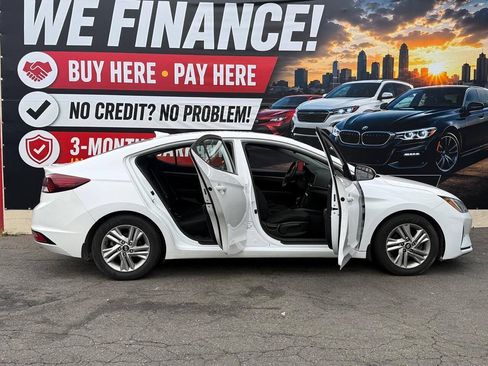 Used 2020 Hyundai Elantra Value Edition w/ Cargo Package (C1) FWD image 4